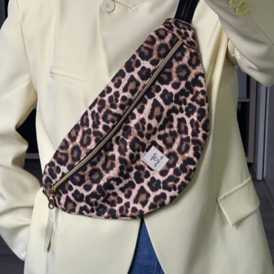 sac banane imprimé léopard.